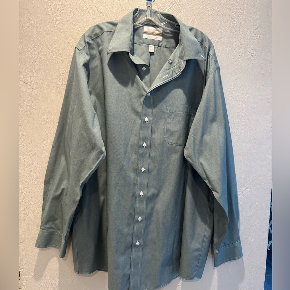 Rountree & York Gold Lavel Men's Classic Button-Down Shirt in Sage Green